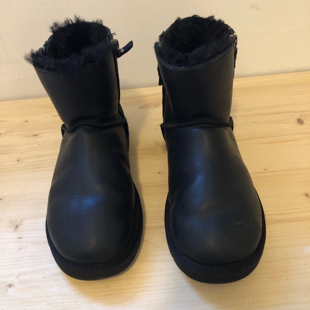 Ugg Australia Classic Mini Double Zip Bootie Sz.7
